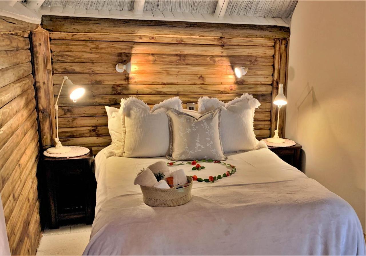 Ikhaya Lamadube Game Lodge Klipdrift Exteriör bild