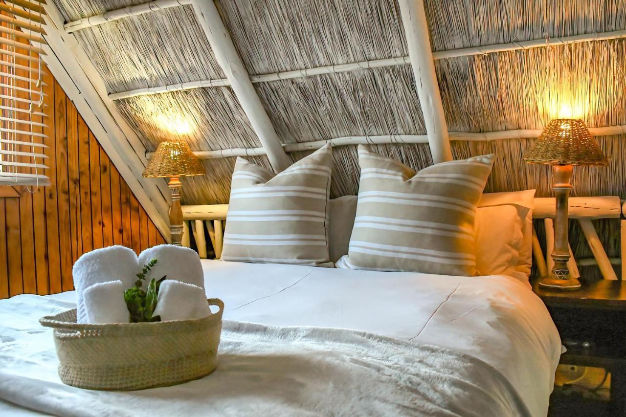 Ikhaya Lamadube Game Lodge Klipdrift Exteriör bild